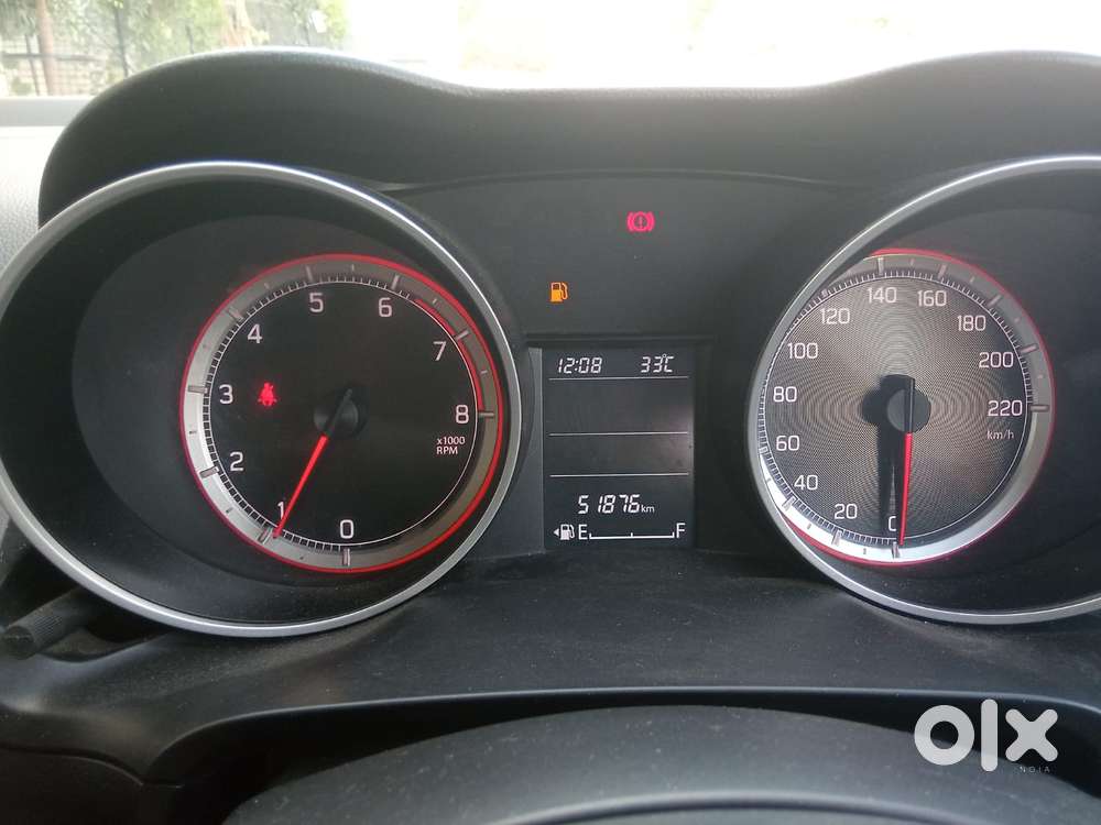 Maruti Suzuki Swift Vvt Zxi, 2022, Petrol
