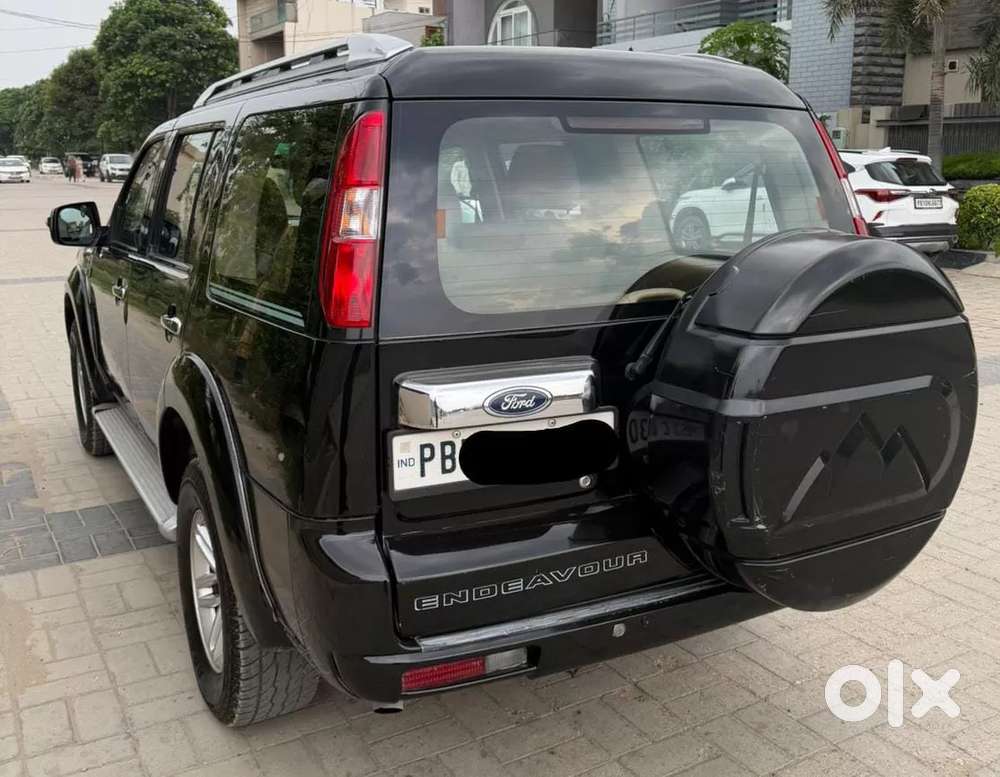 Ford Endeavour, 2011, Diesel