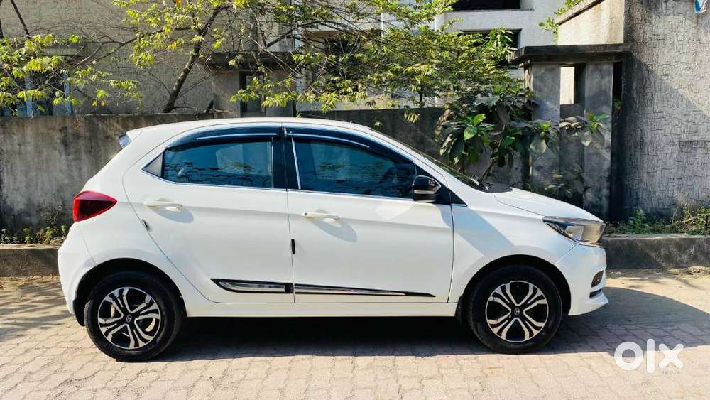 Tata Tiago 1.2 Revotron Xt Cng, 2023, Petrol