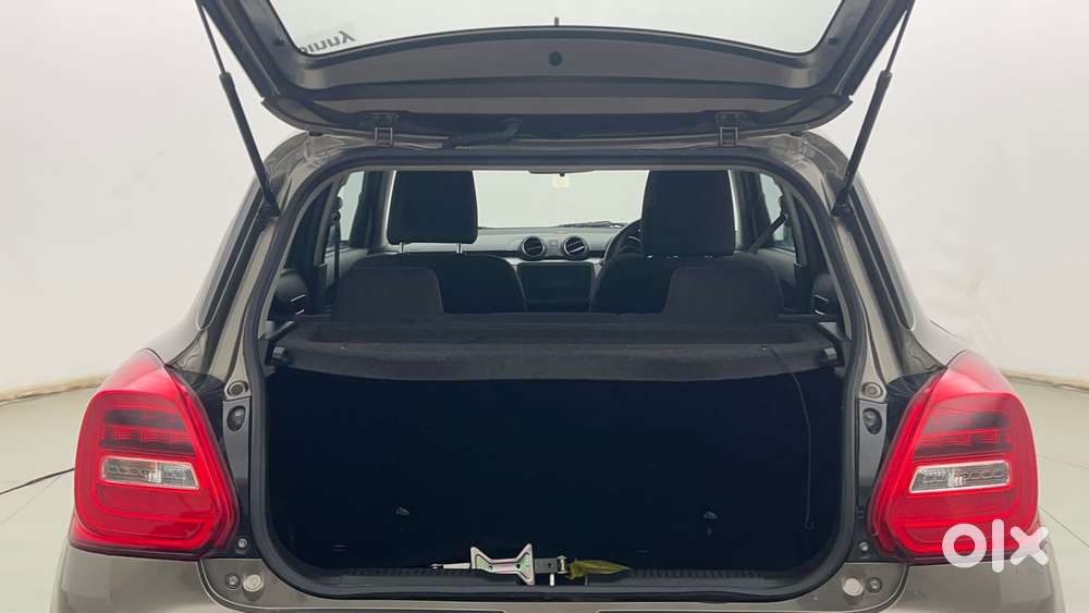 Maruti Suzuki Swift Vvt Vxi, 2021, Petrol