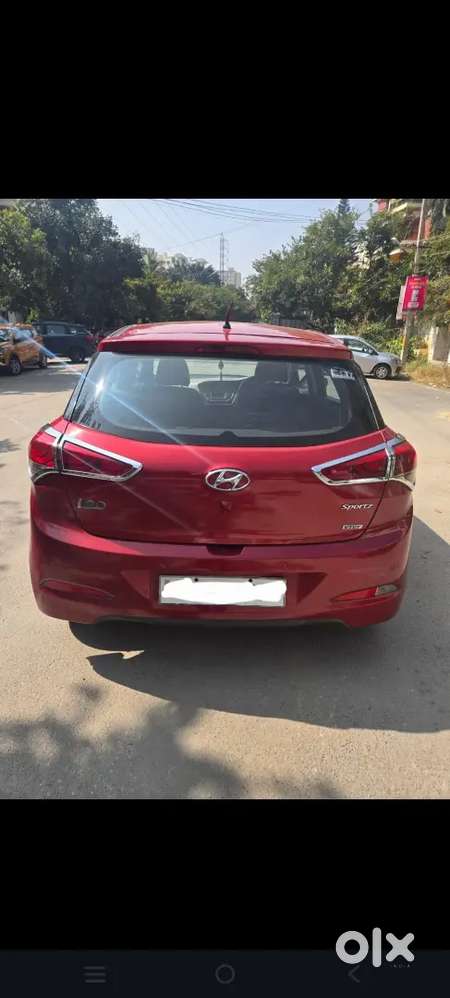 Hyundai I20 2017 Petrol Well Maintained With Running Insurance