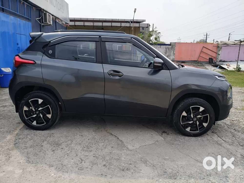 Tata Punch Accomplished Mt Sunroof, 2023, Petrol