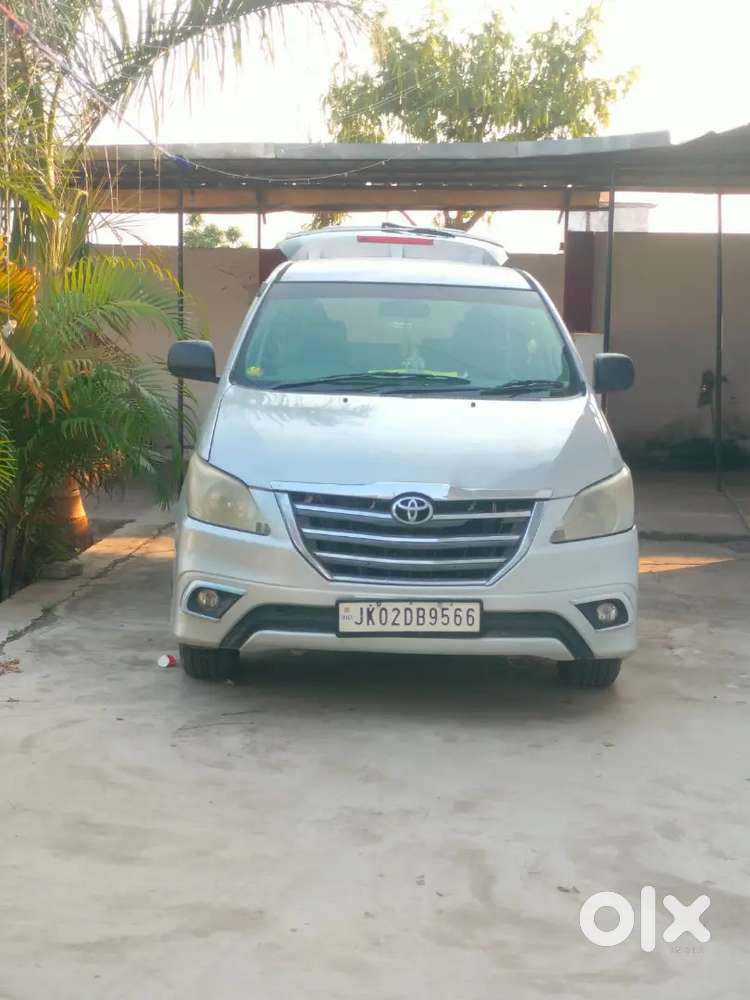 Toyota Innova 2011 Diesel 190000 Km Driven