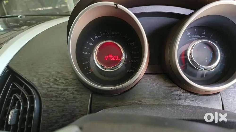 Mahindra Xuv500 2013 Diesel 3rd-owner
