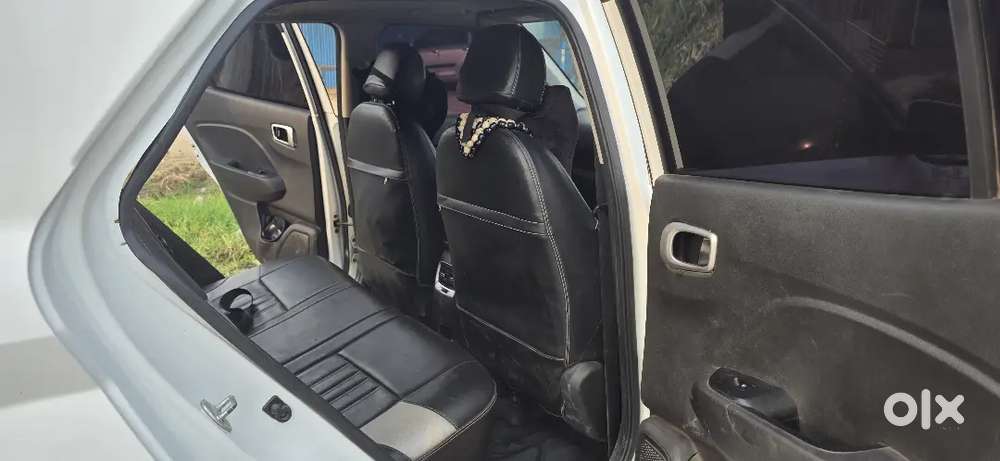 Hyundai Venue 2019 Diesel 52000 Km Driven