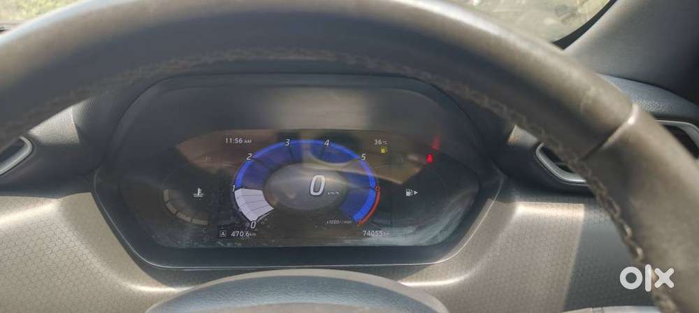 Nissan Magnite 1.0 Xv Premium, 2023, Petrol