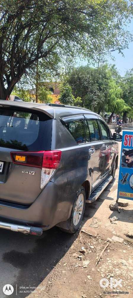 Toyota Innova Crysta G 7 Str, 2017