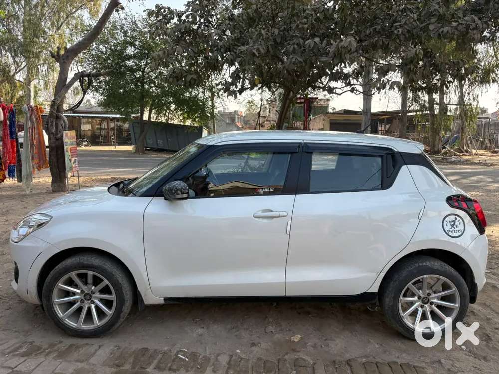 Maruti Suzuki Swift 2021