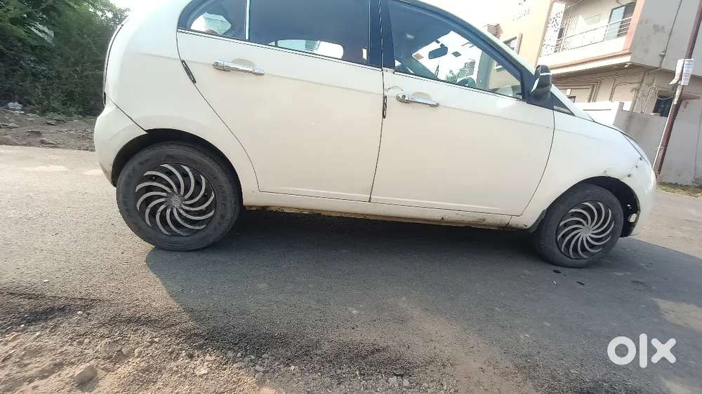 Tata Indica Vista Diesel Quadraget 2012