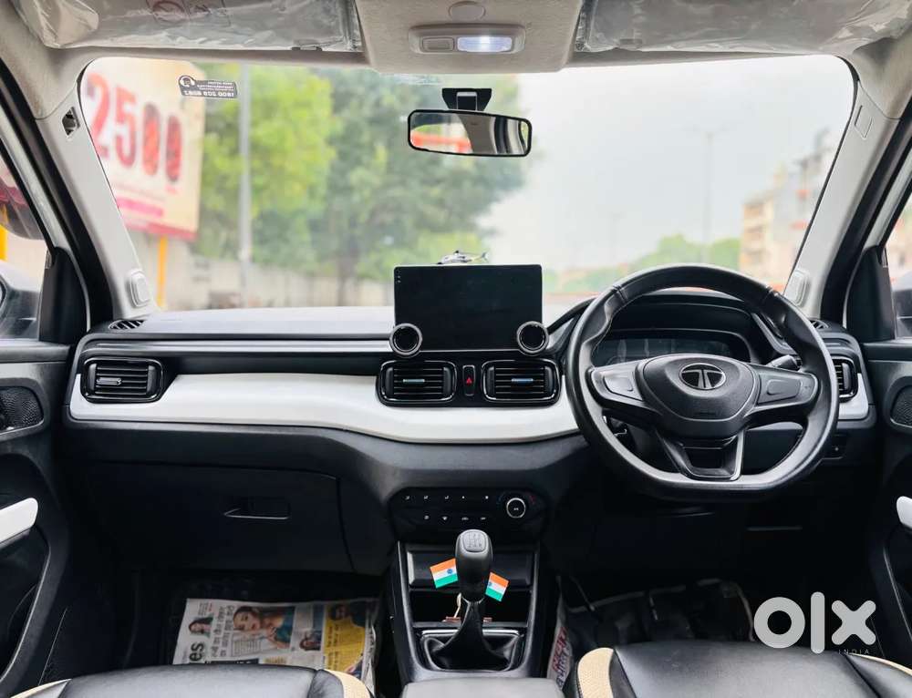 Tata Punch Pure, 2025, Petrol