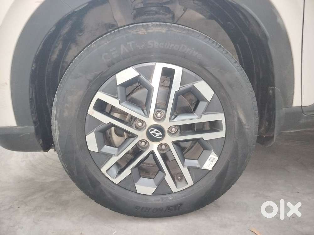 Hyundai Venue 1.0 Sx (o) Turbo Dct, 2024, Petrol