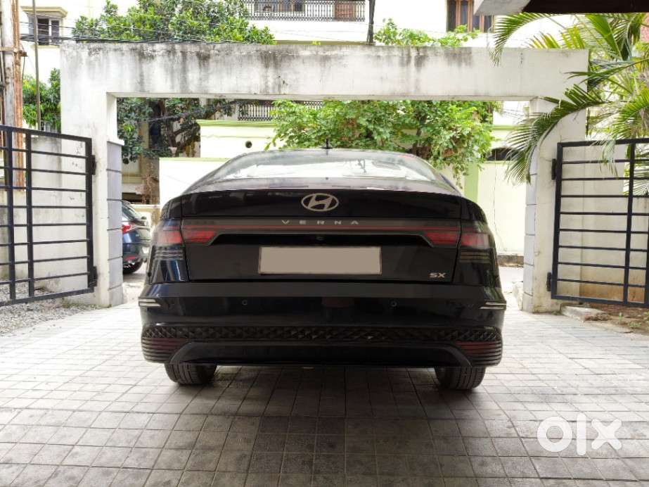 Hyundai Verna 1.5 Sx Diesel At, 2023, Diesel