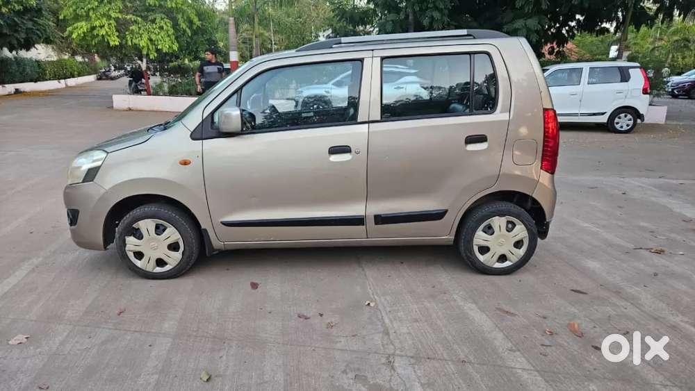 Maruti Suzuki Wagon R 1.0 Vxi Amt, 2016, Petrol