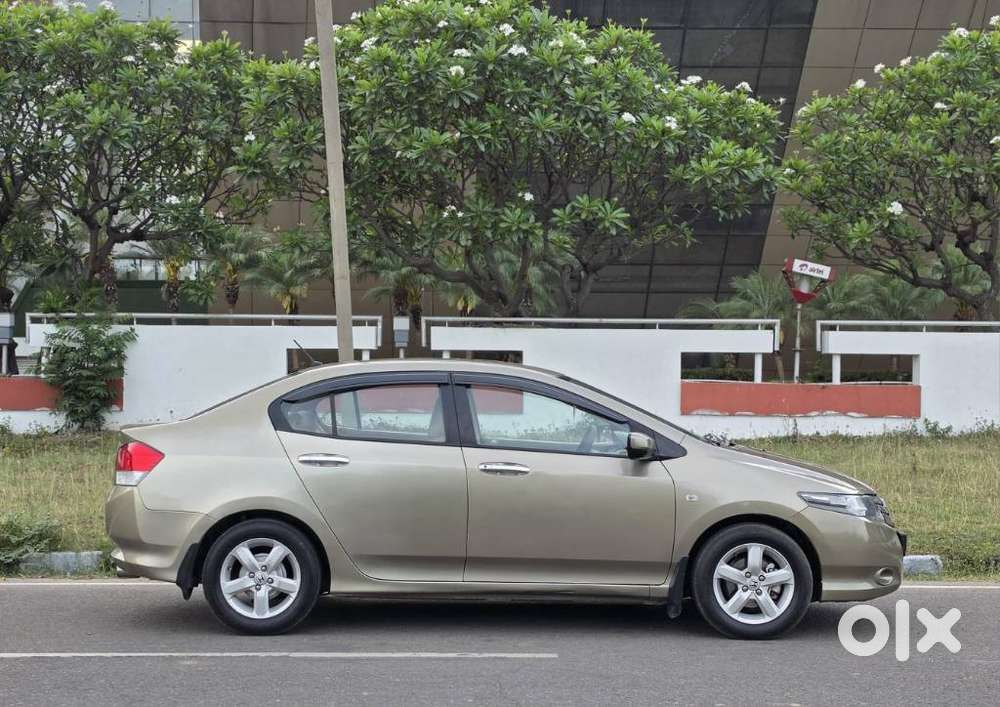 Honda City V Mt Exclusive, 2010, Petrol