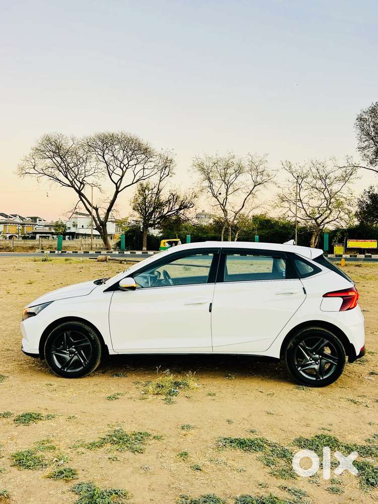 Hyundai New I20 1.2 Sportz Ivt, 2023, Petrol