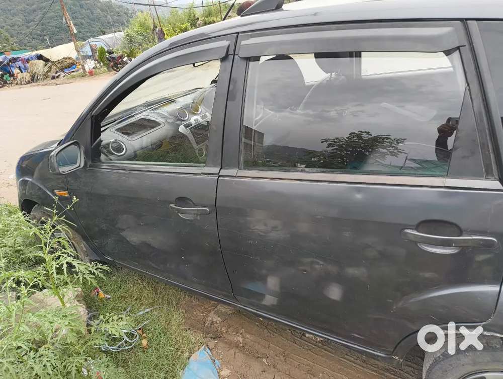 Ford Figo Diesel Zxi 2012