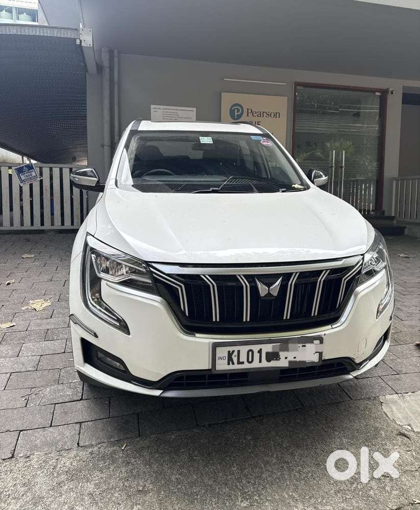 Mahindra Xuv700 2.0 Ax 5 Petrol At Str, 2022, Petrol
