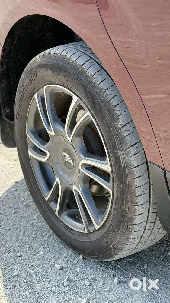 Mahindra Marazzo M8, 2019, Diesel