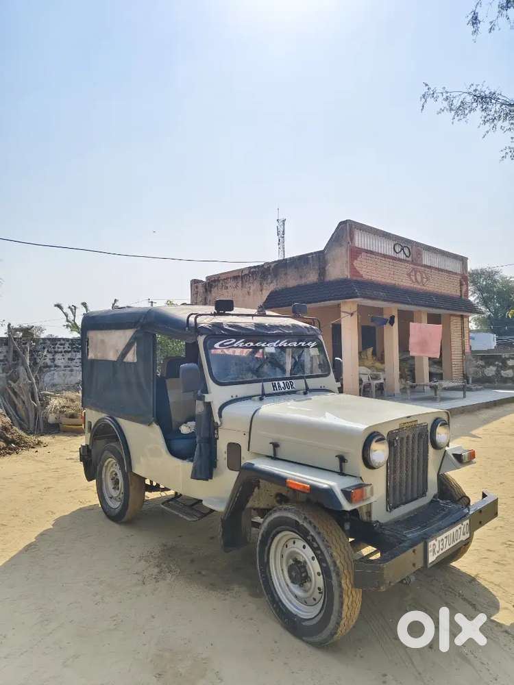 Good Condition Mahindra Di Jeep