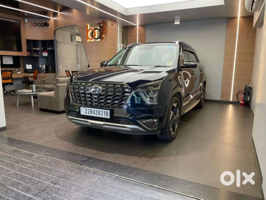 Hyundai Alcazar 2.0 Signature (o) Petrol At 7 Str, 2022, Petrol