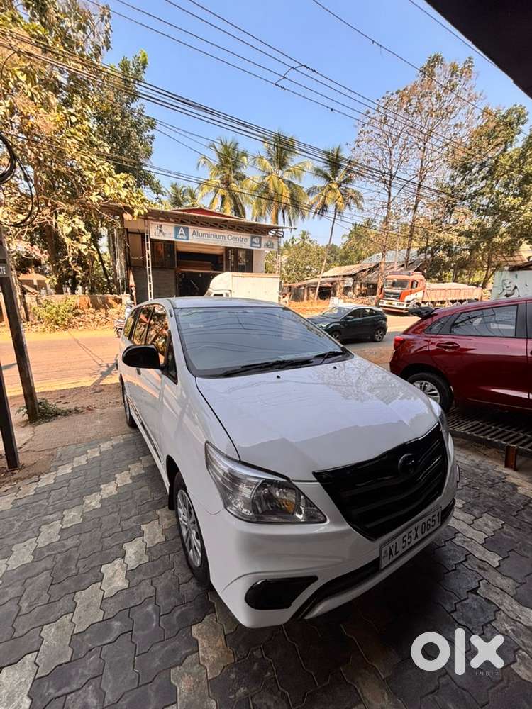 Toyota Innova 2013 Diesel 170000 Km Driven