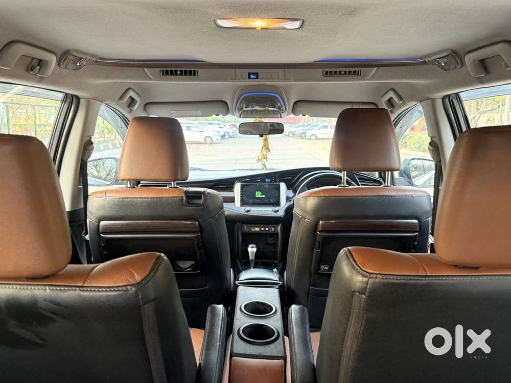 Toyota Innova Crysta Zx 2.4 Diesel 7 Seater, 2016, Diesel