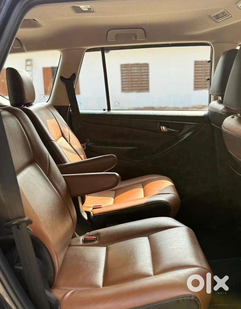 Toyota Innova Crysta 2021