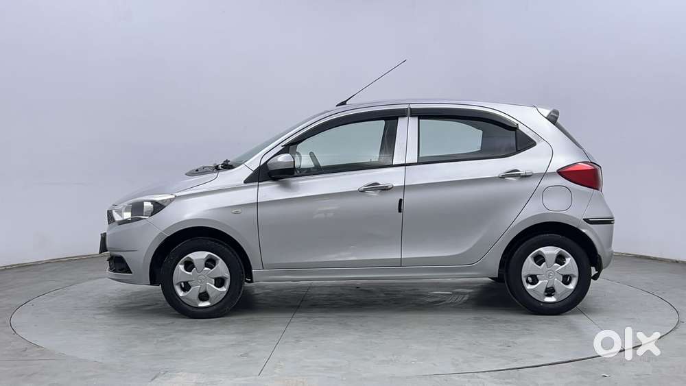 Tata Tiago 1.2 Revotron Xt, 2018, Petrol