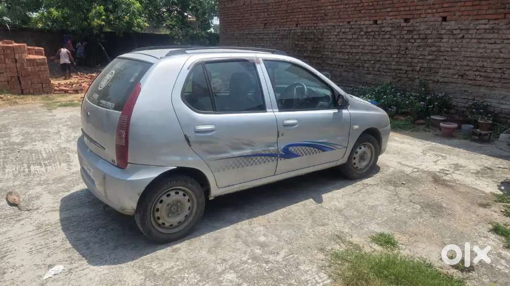 Tata Indica Ev 2 Lx Silver Colour