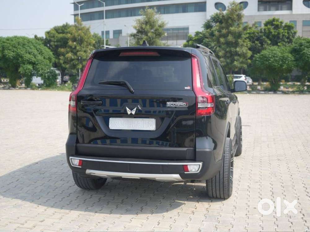 Mahindra Scorpio N Z8 Select Diesel At 2wd 7-seater, 2025, Diesel