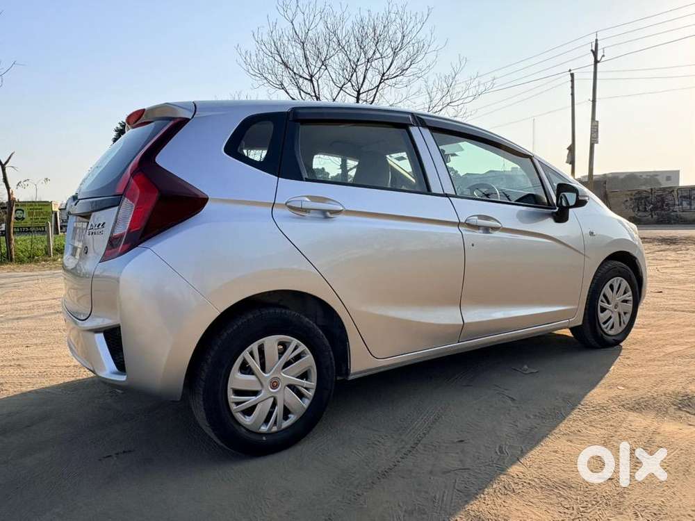 Honda Jazz 2016 Petrol Well Maintained