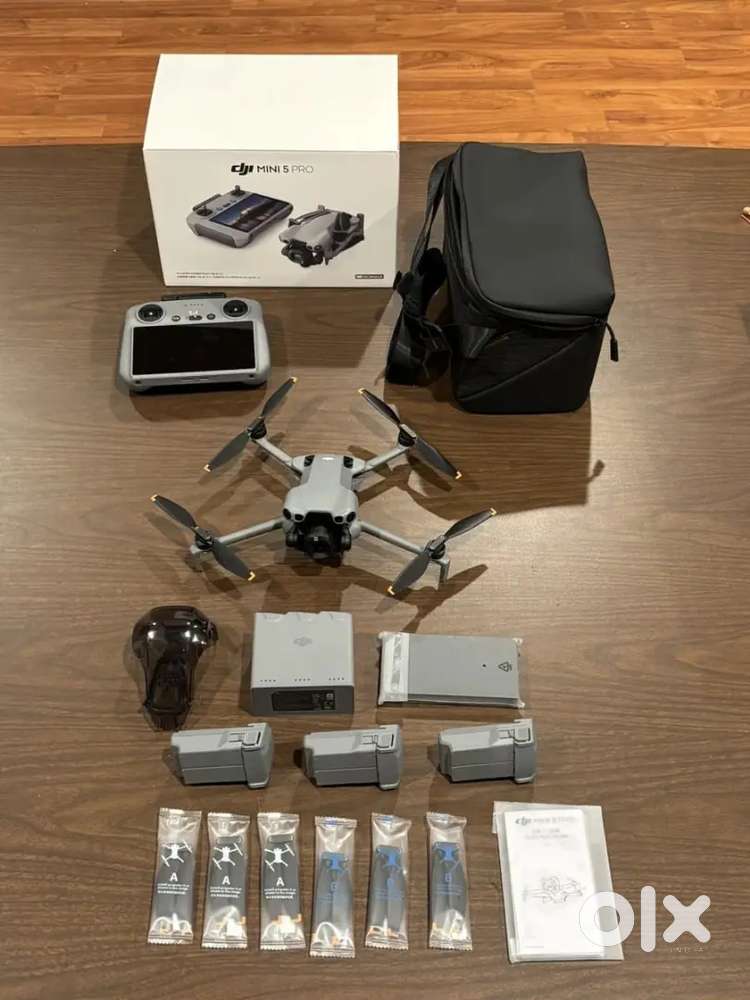 DJI Mini 5 Pro Drone Fly More Combo Plus w RC-2 WAPJ07 1 inch CMOS 4K