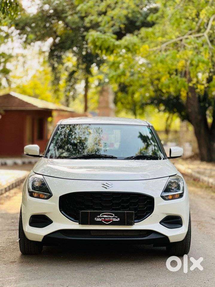Maruti Suzuki Swift Vxi Optional, 2025, Petrol