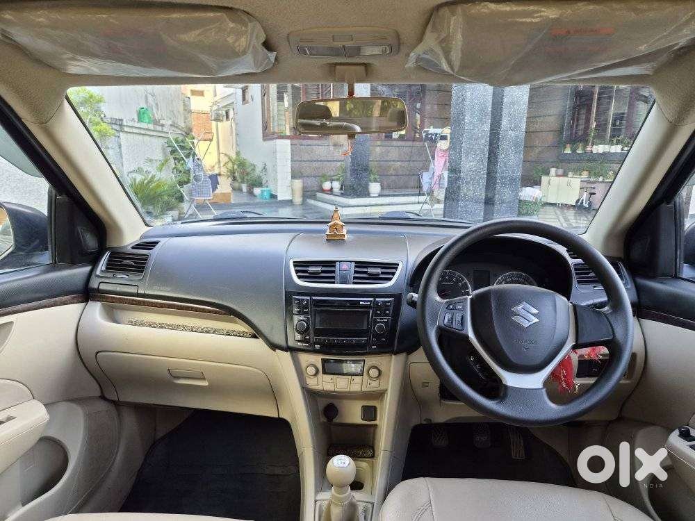 Maruti Suzuki Swift Dzire 1.2 Zxi Bsiv, 2015, Petrol