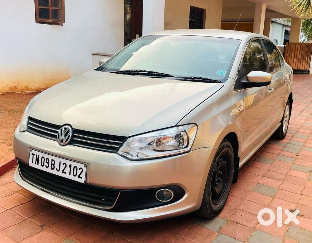 Volkswagen Vento 2010-2013 Petrol Highline, 2011, Petrol