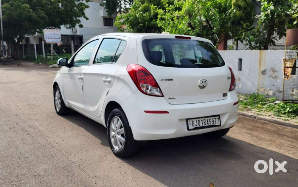 Hyundai I20 E 2014-2015 Sportz 1.4 Crdi, 2013, Petrol