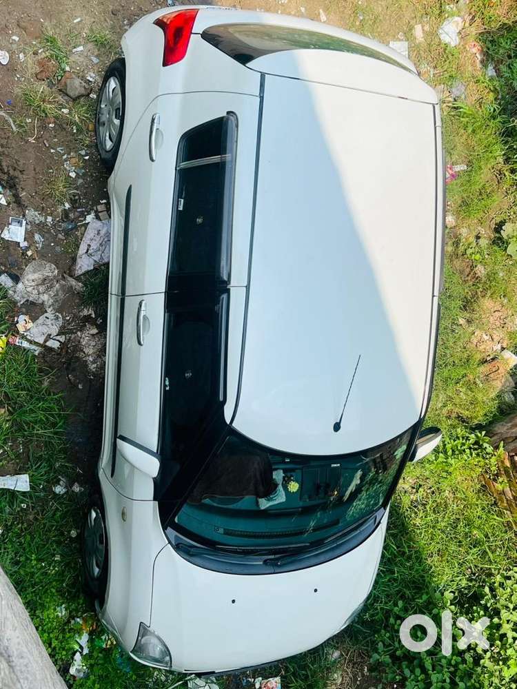 Maruti Suzuki Swift 2010 Petrol+cng  Ch Regd. 95000 Km Driven