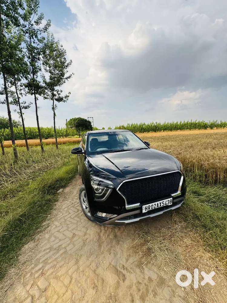 Black Colour No Accident Genuine Car