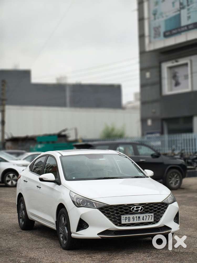 Hyundai Verna Sx 1.5 Petrol Ivt, 2021, Petrol