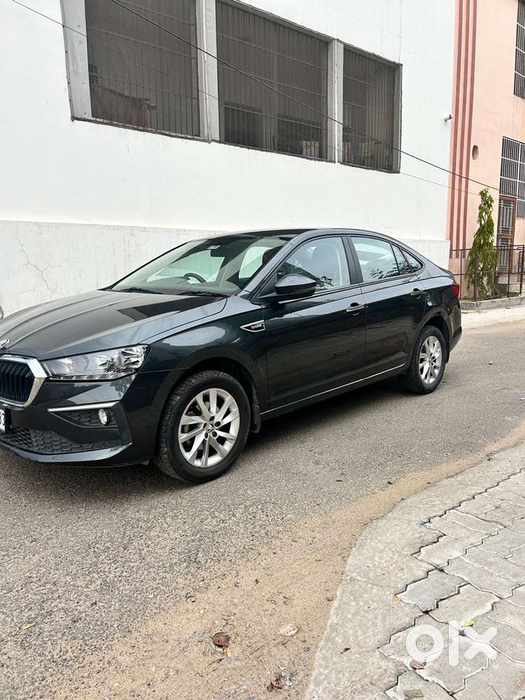 Skoda Slavia Petrol 2024