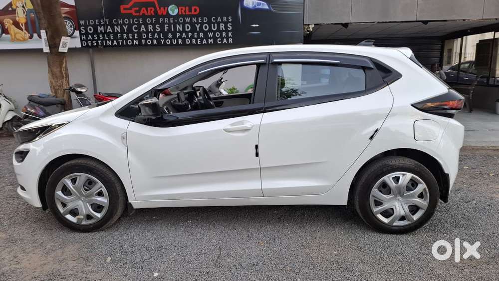 Tata Altroz 1.2 Xm Plus, 2023, Cng & Hybrids