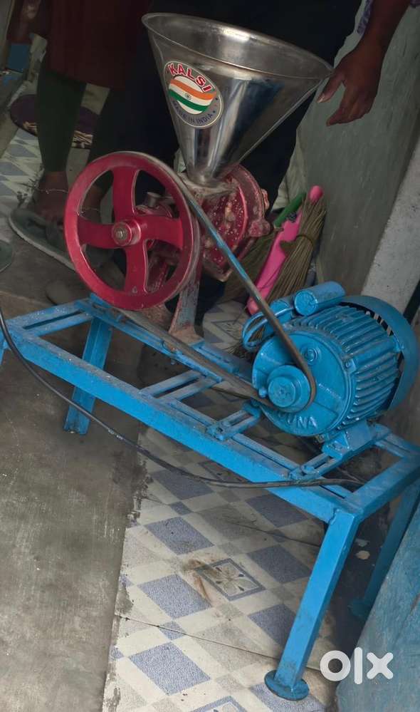 Rice machine for sale  1HP motor  very, very good condition