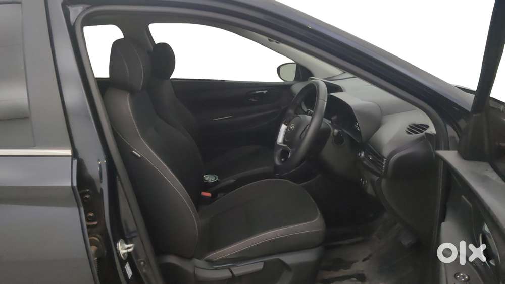 Hyundai New I20 1.2 Asta (o) Ivt, 2022, Petrol