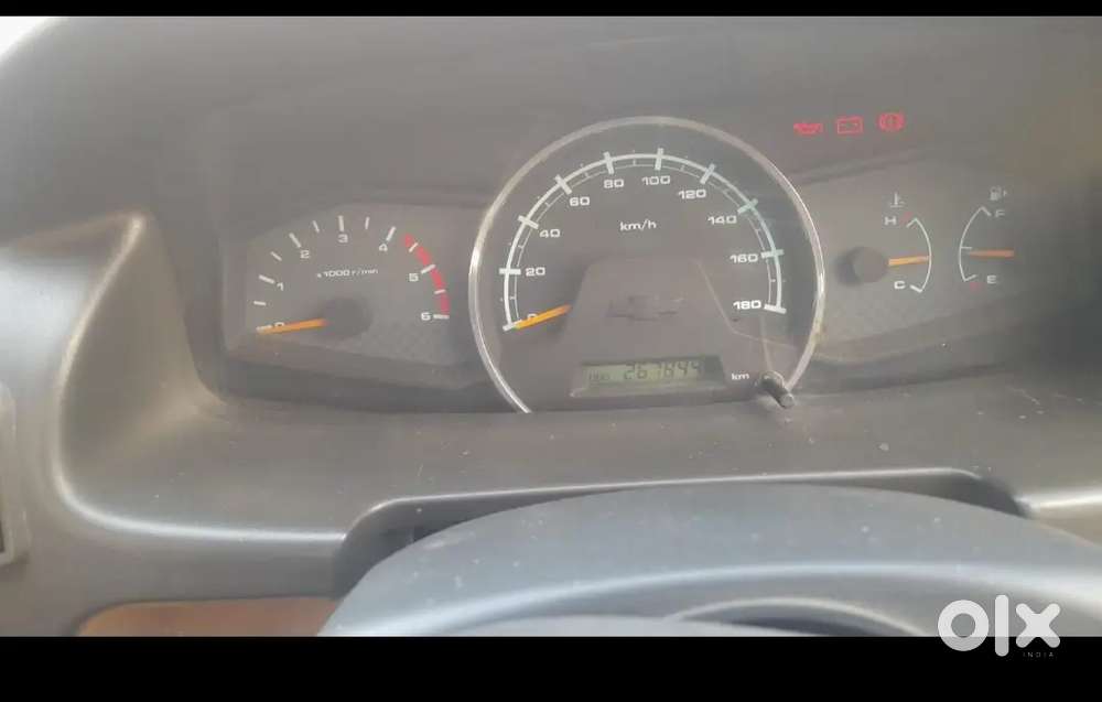 Chevrolet Tavera 2014 Diesel 250000 Km Driven