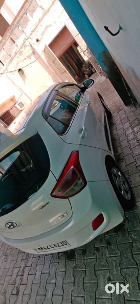 Hyundai Grand I10 2016 Cng & Hybrids Well Maintained