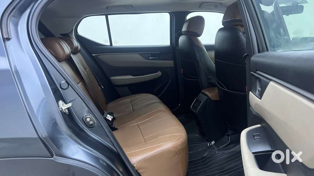 Honda Elevate Vx Mt, 2025, Petrol
