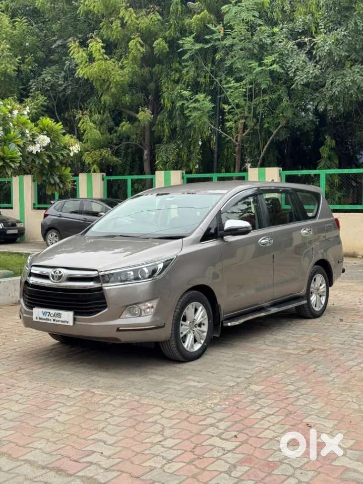 Toyota Innova Crysta 2.8 Zx At 7 Seater, 2019, Diesel