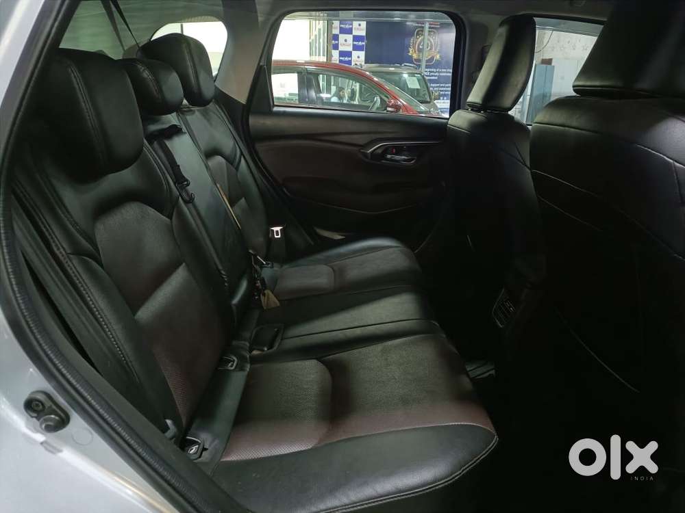 Maruti Suzuki Grand Vitara Smart Hybrid Alpha, 2023, Petrol