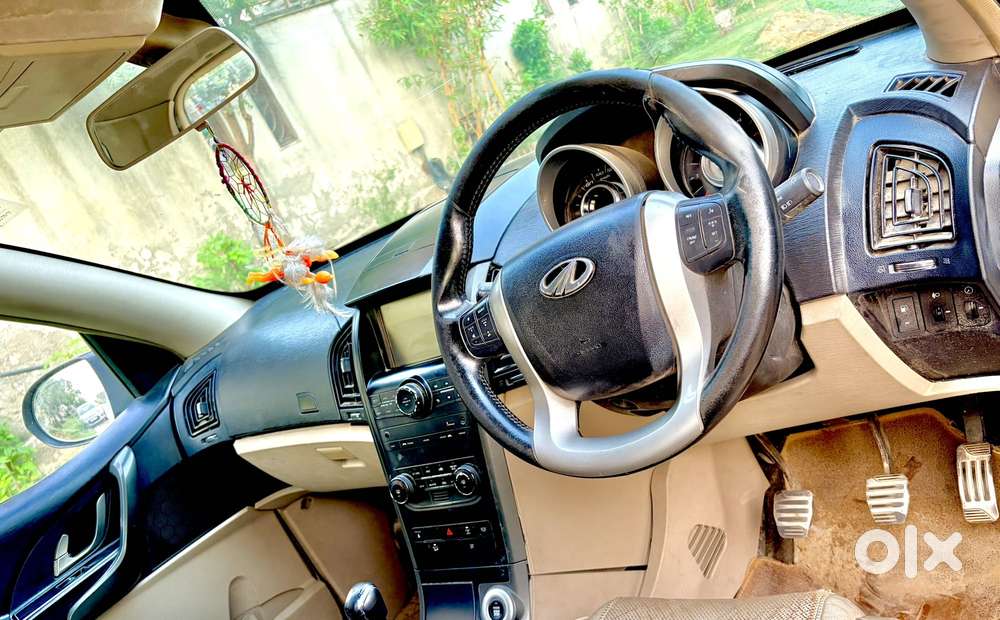 Mahindra Xuv500 2.2 W10, 2015, Diesel