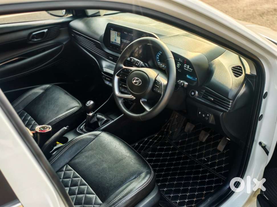 Hyundai I20 Asta (o) 1.2 Mt, 2023, Petrol